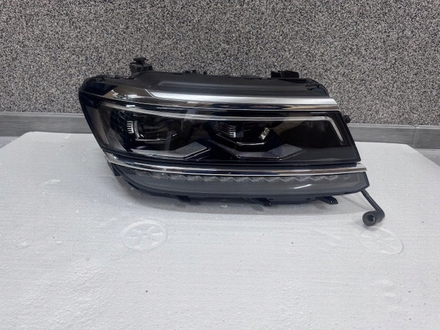Frontscheinwerfer VW Tiguan Allspace 5NN941082C Rechts Scheinwerfer Headlight SCH9799264098nd