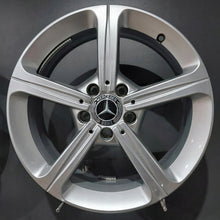 Laden Sie das Bild in den Galerie-Viewer, 4x Alufelge 17 Zoll 6.5" 5x112 44ET Glanz Silber A1774011200 Mercedes-Benz W177 FEL2112653499yl