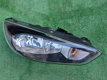 Laden Sie das Bild in den Galerie-Viewer, Frontscheinwerfer Ford Focus F1EB-13W029-AGB LED Rechts Scheinwerfer Headlight SCH5545992881er