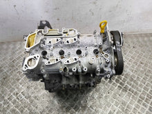 Laden Sie das Bild in den Galerie-Viewer, Motor VW Golf VIII I DFY 1.5 150PS 110kW 2022 Benzin Engine Unkomplett MOT6243683098hd