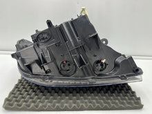 Laden Sie das Bild in den Galerie-Viewer, Frontscheinwerfer BMW X3 F25 7217293 Xenon Links Scheinwerfer Headlight SCH9611925073hb