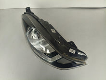 Load image into Gallery viewer, Frontscheinwerfer Hyundai I10 III 92102-K7000 Rechts Scheinwerfer Headlight