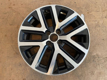 Load image into Gallery viewer, 1x Alufelge 17 Zoll 6.5&quot; 4x100 40ET 403000765 Renault Captur Rim Wheel