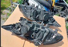 Laden Sie das Bild in den Galerie-Viewer, Frontscheinwerfer Renault Laguna III Coupe 260600041R Ein Satz Headlight SCH4664027309vm
