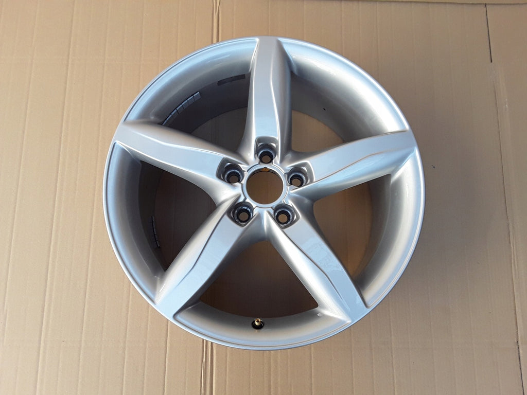 1x Alufelge 18 Zoll 8.0" 5x112 47ET Glanz Silber 8K0601025CD Audi A4 B8