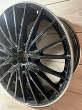 Laden Sie das Bild in den Galerie-Viewer, 1x Alufelge 19 Zoll 8.5" 5x112 KBA54006 Mercedes-Benz Rim Wheel FEL6821072237to
