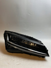 Laden Sie das Bild in den Galerie-Viewer, Frontscheinwerfer Skoda Superb III 3V1941016D LED Rechts Scheinwerfer Headlight