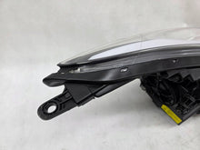 Laden Sie das Bild in den Galerie-Viewer, Frontscheinwerfer Hyundai I30 92101-A6200 Xenon Links Scheinwerfer Headlight SCH8592518207ew