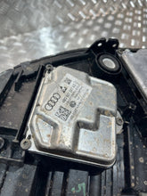 Load image into Gallery viewer, Frontscheinwerfer Audi A4 B9 8W0941774A Rechts Scheinwerfer Headlight