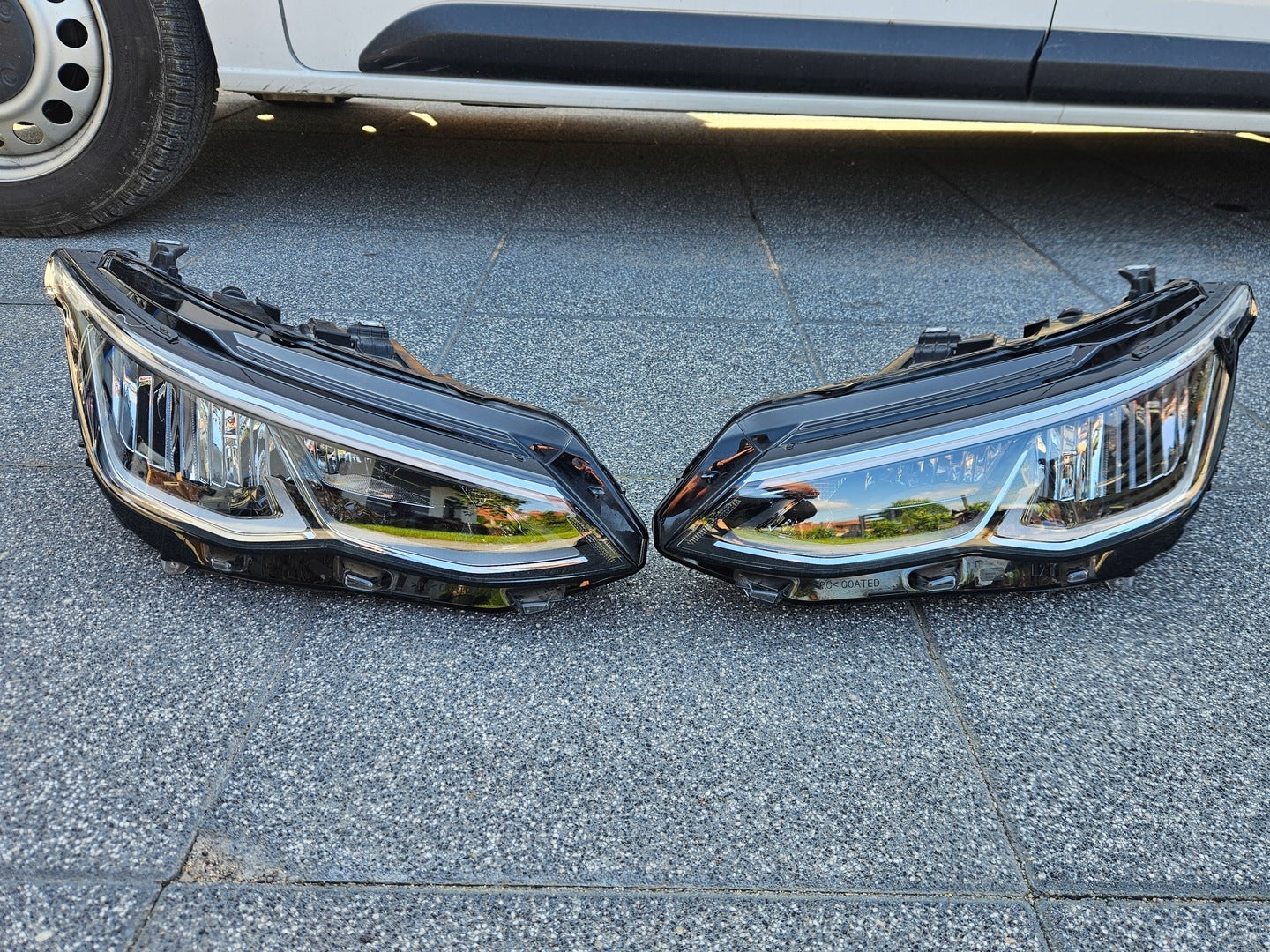 Frontscheinwerfer VW VIII 5H1941005 5H1941006 Ein Stück (Rechts oder Links) SCH9406148418cb