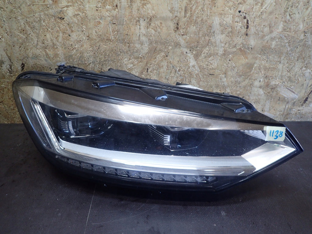 Frontscheinwerfer VW Touran 5TB941082A LED Rechts Scheinwerfer Headlight