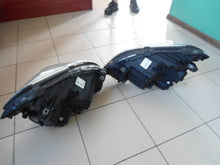 Laden Sie das Bild in den Galerie-Viewer, Frontscheinwerfer Mercedes-Benz W246 A2468200139 Ein Satz Scheinwerfer Headlight SCH4503225932ke
