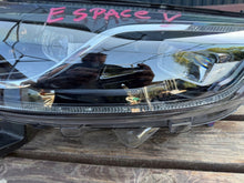 Laden Sie das Bild in den Galerie-Viewer, Frontscheinwerfer Renault Espace 260605819R Links Scheinwerfer Headlight SCH3244391100cv