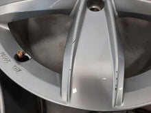 Laden Sie das Bild in den Galerie-Viewer, 4x Alufelge 17 Zoll 6.5" 5x112 38ET Glanz Silber 5NA071497 VW Passat Tiguan FEL3746175827dc