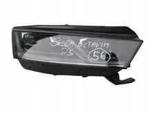 Laden Sie das Bild in den Galerie-Viewer, Frontscheinwerfer Skoda Octavia I 5E4941016A LED Rechts Scheinwerfer Headlight SCH9855379288qc