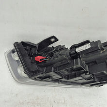 Laden Sie das Bild in den Galerie-Viewer, Frontscheinwerfer Audi Q3 8U0941004H Xenon Rechts Scheinwerfer Headlight