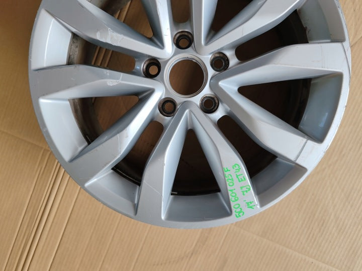 1x Alufelge 17 Zoll 6.5" 5x112 5C0601025F VW Beetle Rim Wheel FEL2080965650ti