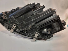 Laden Sie das Bild in den Galerie-Viewer, Frontscheinwerfer Mercedes-Benz W246 A2469062801 Rechts Scheinwerfer Headlight SCH8060063288hf