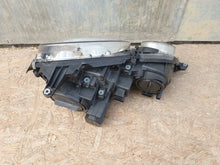 Laden Sie das Bild in den Galerie-Viewer, Frontscheinwerfer Mercedes-Benz W211 Halogen Links Scheinwerfer Headlight