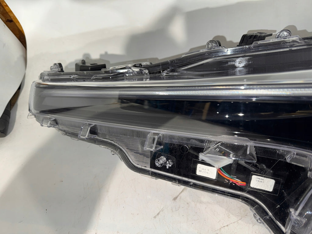 Frontscheinwerfer Toyota Corolla 81150-02X10 Full LED Links Headlight SCH7088611563kn