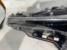 Load image into Gallery viewer, Frontscheinwerfer Toyota Corolla 81150-02X10 Full LED Links Headlight SCH7088611563kn