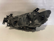 Laden Sie das Bild in den Galerie-Viewer, Frontscheinwerfer Mazda 6 Gj GRF5-51030 LED Rechts Scheinwerfer Headlight SCH9783925010jp