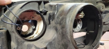 Laden Sie das Bild in den Galerie-Viewer, Frontscheinwerfer Saab 93 9-3 Bi-Xenon Rechts Scheinwerfer Headlight