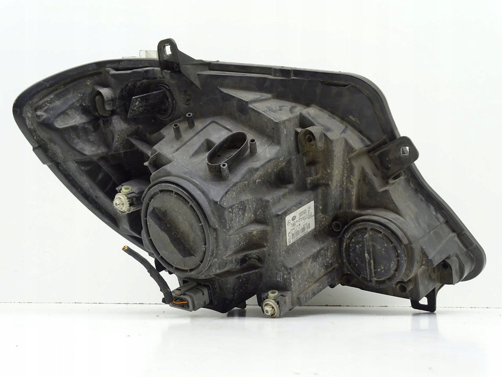 Frontscheinwerfer Mercedes-Benz Sprinter 906 9068202361 Links Headlight SCH9119099486up