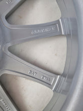 Load image into Gallery viewer, 1x Alufelge 17 Zoll 6.5" 5x112 44ET Glanz Silber A1774010300 Mercedes-Benz W177 FEL2691236600js