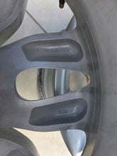 Load image into Gallery viewer, 4x Alufelge 17 Zoll 7.5" 5x120 32ET Glanz Silber 6787576 BMW F26 X3 F25 FEL2124252219ab