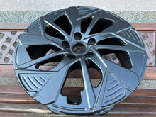 Laden Sie das Bild in den Galerie-Viewer, 1x Alufelge 18 Zoll 5x114.3 PW45742004 Toyota Rim Wheel FEL1442660657uy
