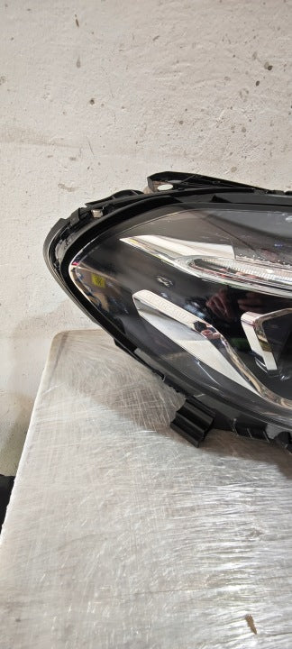 Frontscheinwerfer Mercedes-Benz W246 A2469067001 LED Ein Satz Headlight SCH8875255324og