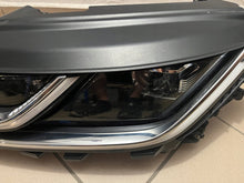 Laden Sie das Bild in den Galerie-Viewer, Frontscheinwerfer VW 3G8941035 Links Scheinwerfer Headlight SCH3370875346ai