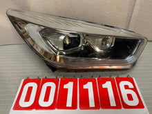 Laden Sie das Bild in den Galerie-Viewer, Frontscheinwerfer Ford Kuga I GV4113D154AJ Xenon Rechts Scheinwerfer Headlight SCH3322567774wk