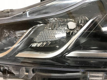 Laden Sie das Bild in den Galerie-Viewer, Frontscheinwerfer Toyota Corolla 8115002T31 Links Scheinwerfer Headlight SCH8361921480iw