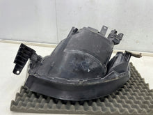 Laden Sie das Bild in den Galerie-Viewer, Frontscheinwerfer Mitsubishi L200 8301B462 Rechts Scheinwerfer Headlight SCH9852713772jt