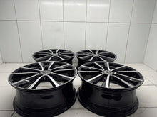 Laden Sie das Bild in den Galerie-Viewer, 4x Alufelge 18 Zoll 7.5" 5x112 52ET Glanz Schwarz A2464010600 Mercedes-Benz Cla FEL4250877745cd