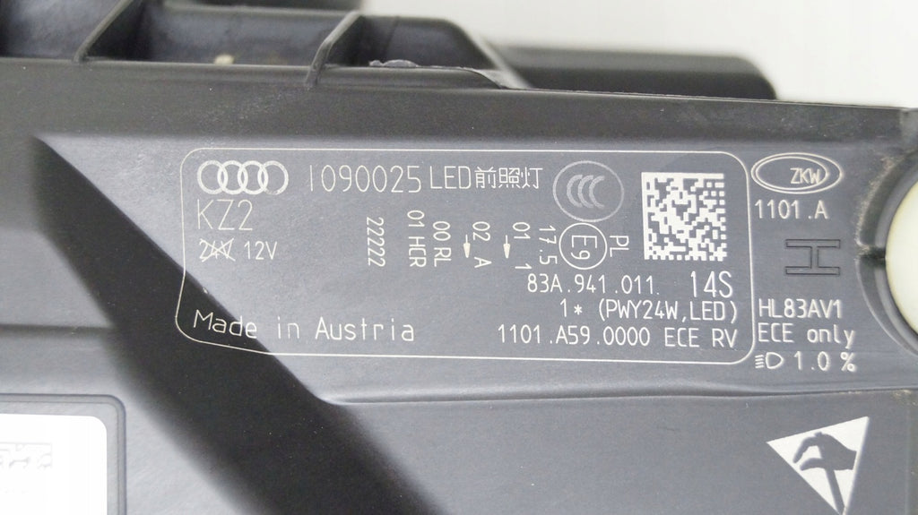 Frontscheinwerfer Audi Q3 83A941011 LED Links Scheinwerfer Headlight SCH6361066181qg