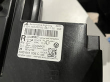 Laden Sie das Bild in den Galerie-Viewer, Frontscheinwerfer VW Tiguan 5NB941036C LED Rechts Scheinwerfer Headlight