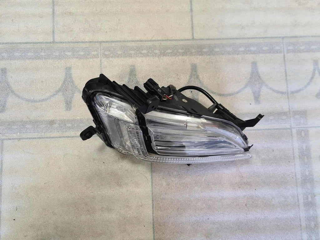 Frontscheinwerfer Hyundai Tucson 92202-D76 92202-D7600 Rechts Headlight SCH5176249616dj