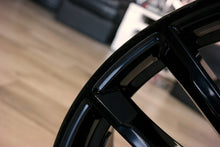 Laden Sie das Bild in den Galerie-Viewer, 1x Alufelge 18 Zoll 8.0&quot; 5x112 30ET 8093915 BMW G31 G30 Rim Wheel