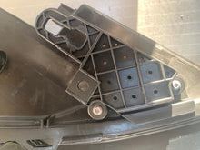 Laden Sie das Bild in den Galerie-Viewer, Frontscheinwerfer Seat Tarraco 5FJ941008H LED Rechts Scheinwerfer Headlight