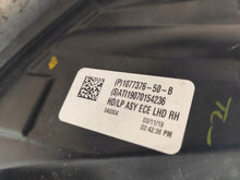 Laden Sie das Bild in den Galerie-Viewer, Frontscheinwerfer Tesla Model 3 1077376-50-B Full LED Rechts Headlight