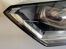 Laden Sie das Bild in den Galerie-Viewer, Frontscheinwerfer VW Golf VII Sportsvan I 517941031B 90056421 Xenon Links SCH2164765329gm