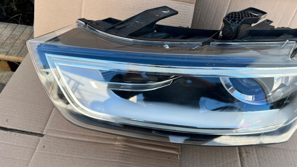 Frontscheinwerfer Audi Q3 8U0941005 Xenon Links Scheinwerfer Headlight