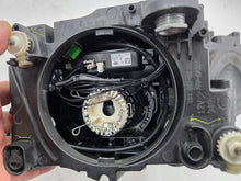 Load image into Gallery viewer, Frontscheinwerfer VW Jetta IV 5C7941752E Rechts Scheinwerfer Headlight SCH3412918336fm