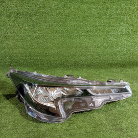 Frontscheinwerfer Toyota Corolla 81110-02S60 LED Rechts Scheinwerfer Headlight SCH6947507378ve