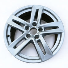 Load image into Gallery viewer, 1x Alufelge 17 Zoll 7.0&quot; 5x112 42ET Silber 8W0601025P Audi A4 Rim Wheel