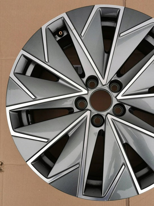1x Alufelge 17 Zoll 658601025AA Skoda Scala Kamiq Rim Wheel FEL7243616460tn