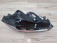 Laden Sie das Bild in den Galerie-Viewer, Frontscheinwerfer Skoda Superb 3P1941016 Rechts Scheinwerfer Headlight SCH1318048710aa